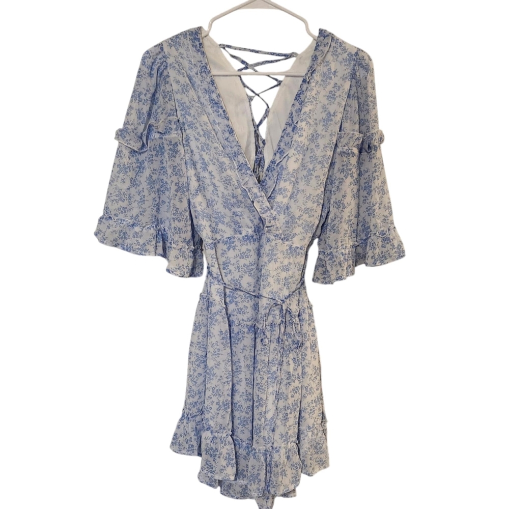 Blue & White Size M Short Sleeve Dress